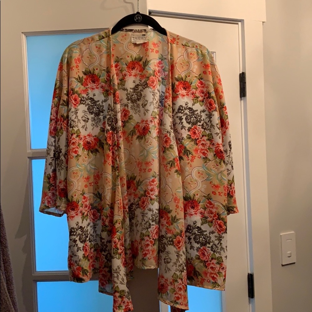 Floral kimono